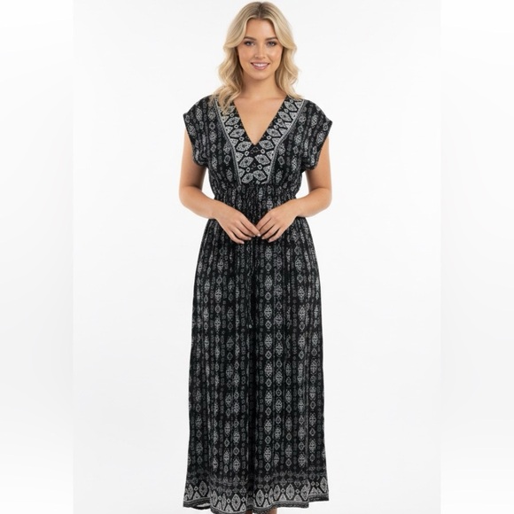 Medium maxi boho black & white Aztec print dress - Picture 2 of 7
